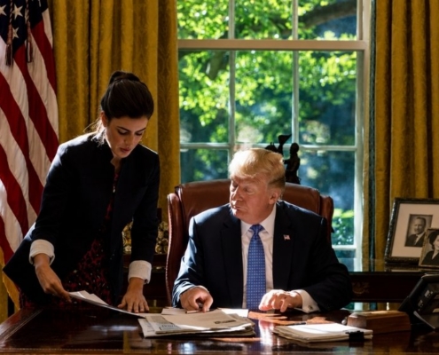 Global risk advisory firm view of U.S. executive policy discussions in the Oval Office
